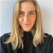 Laureanda in Giurisprudenza con esperienza all'estero impartisce lezioni di Inglese, italiano, matematica, storia, geografia